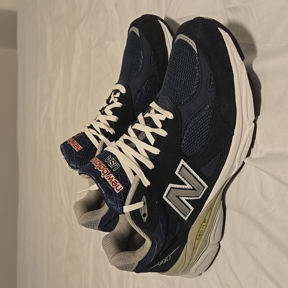 New Balance 990